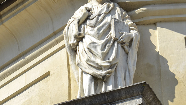 Dettaglio della Statua del Tempietto di San Giacomo Maggiore