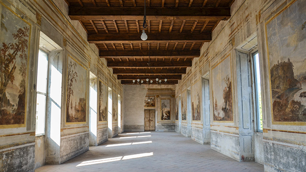 Interno del Palazzo Cenci Bolognetti